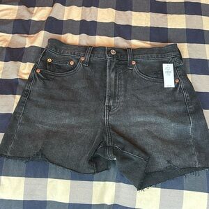 Women GAP 4” high rise shorts NWT black